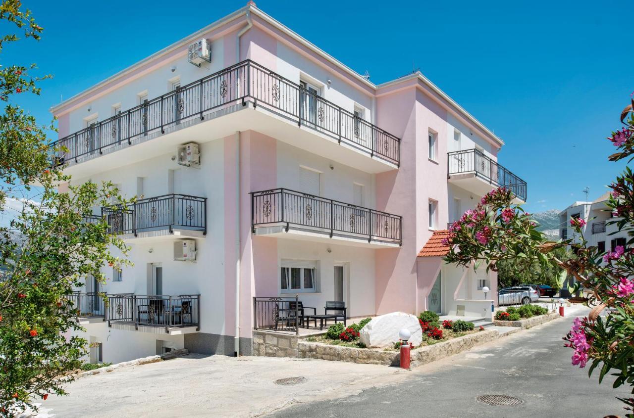 Aaa Anic Amazing Apartments Deluxe Split Exteriör bild