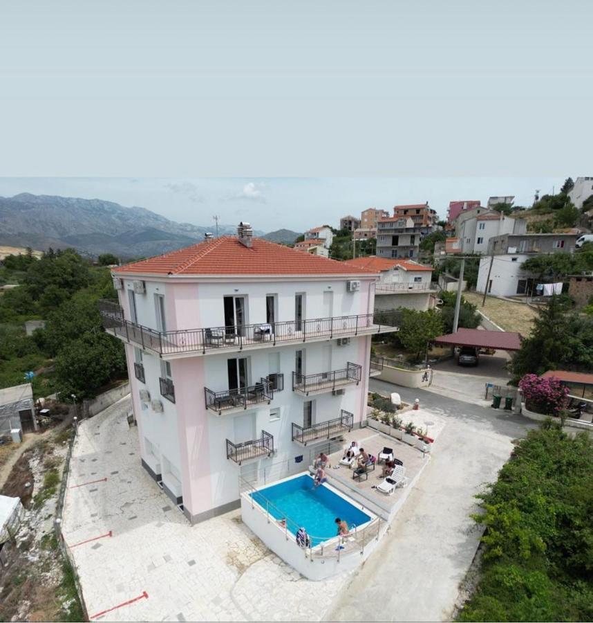Aaa Anic Amazing Apartments Deluxe Split Exteriör bild